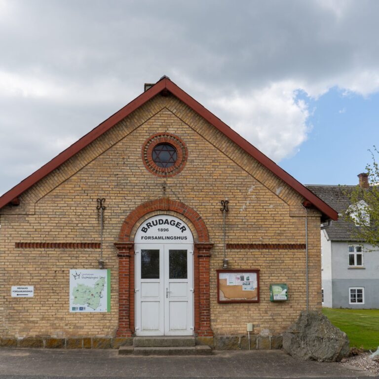 Brudager forsamlingshus